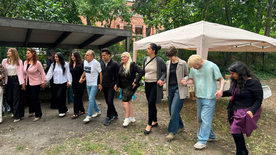 2026Sommerfest/Gemeinsames Sommerfest des Berliner Yekmal-Teams (3).png